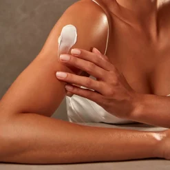 LILY CREM ACET CPO ABSOLU 250g EXP